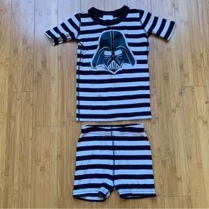 Hanna Andersson Darth Vader Pajamas Toddler Boys PJs Size 5 Star Wars Shorts
